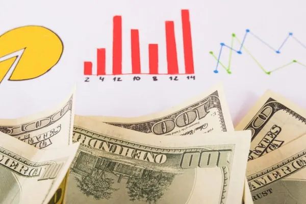 Hình ảnh minh họa người dùng đang kiểm soát dữ liệu của họ trên một giao diện kỹ thuật số của game bài 789.